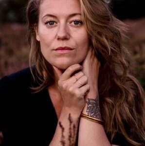 Medicine Tribe Membership – Leonie Bos | KUKURU Special